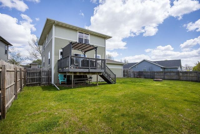 268 Sweet Grass Drive, Sun Prairie, WI 53590