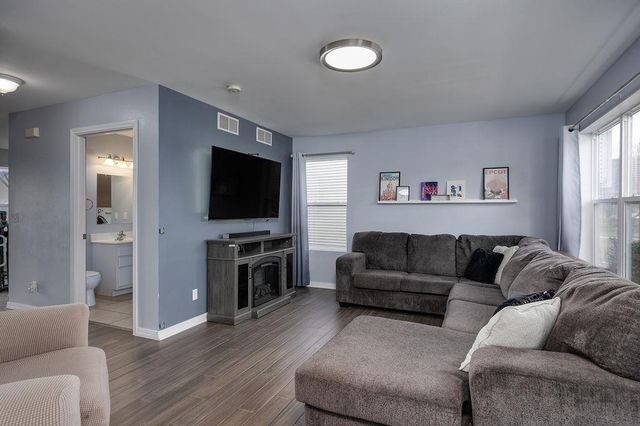 268 Sweet Grass Drive, Sun Prairie, WI 53590
