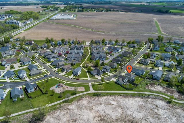 268 Sweet Grass Drive, Sun Prairie, WI 53590