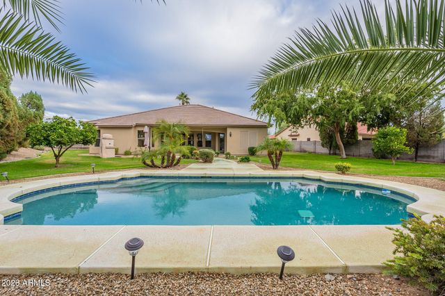 13354 W SAN MIGUEL Avenue, Litchfield Park, AZ 85340