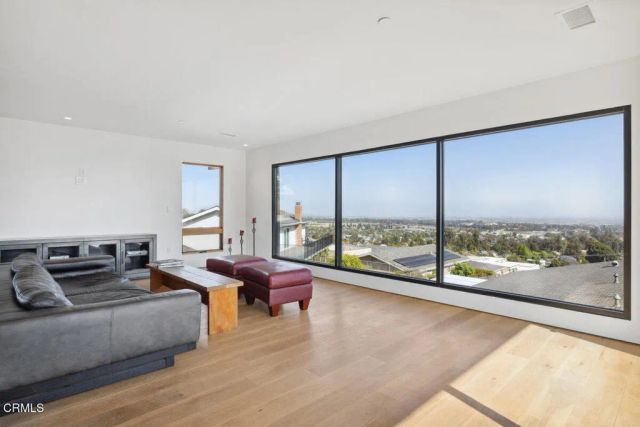 572 Skyline Road, Ventura, CA 93003