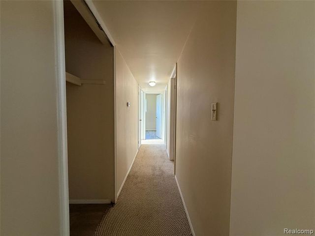 33711 Floyd Street, Clinton Township, MI 48035