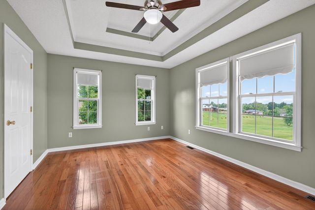 1084 Breezy Lane, Berea, KY 40403
