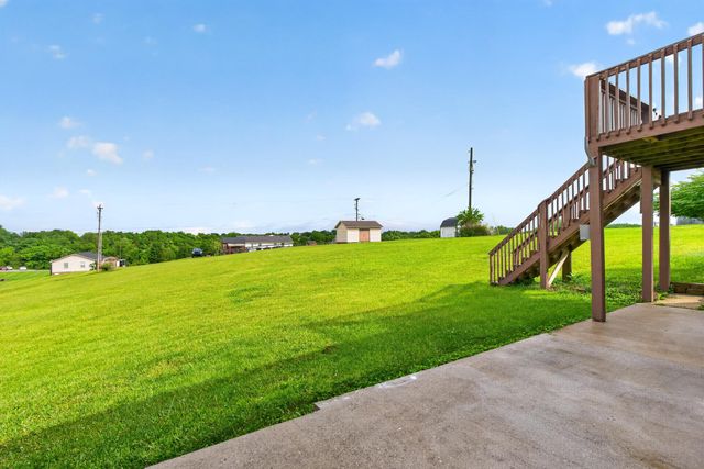1084 Breezy Lane, Berea, KY 40403