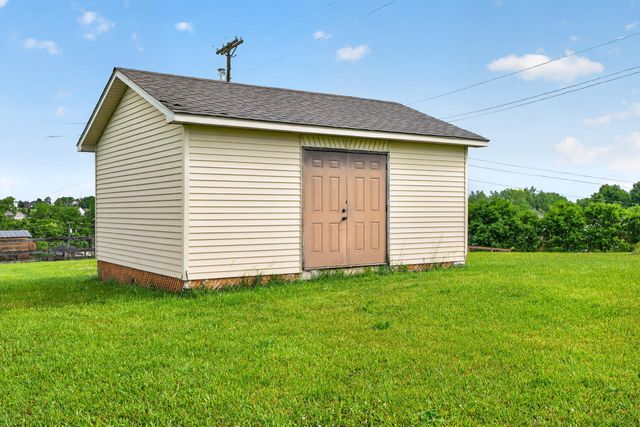 1084 Breezy Lane, Berea, KY 40403