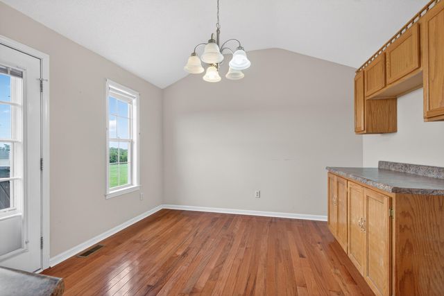 1084 Breezy Lane, Berea, KY 40403