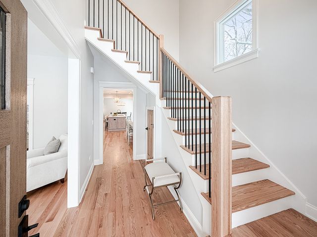 885 Geneva Road, St. Charles, IL 60174