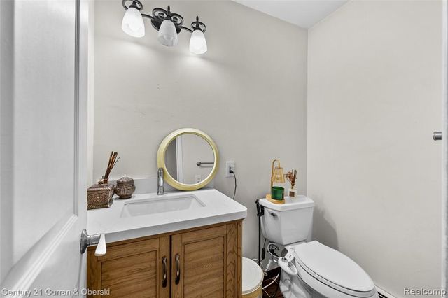 1310 Plainfield Street, Dearborn Heights, MI 48127