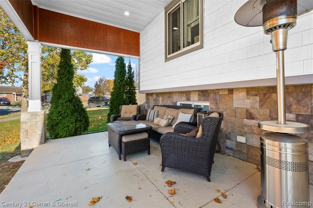 1310 Plainfield Street, Dearborn Heights, MI 48127