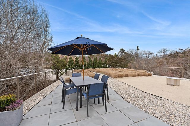 9 Ocean Lane, Amagansett, NY 11930