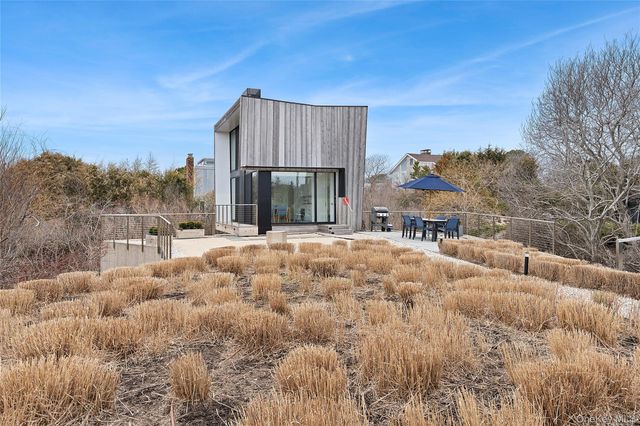 9 Ocean Lane, Amagansett, NY 11930
