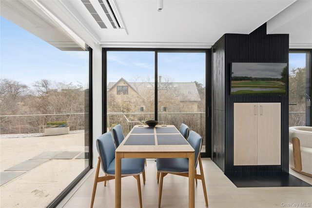 9 Ocean Lane, Amagansett, NY 11930