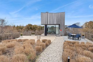 9 Ocean Lane, Amagansett, NY 11930