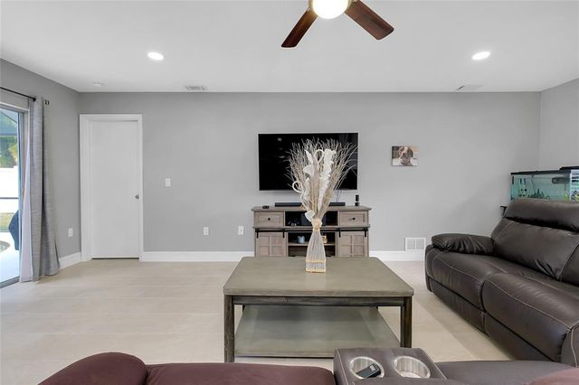 4068 PALAU DRIVE, Sarasota, FL 34241