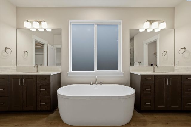 2859 Centerline Ave, Richland, WA 99354