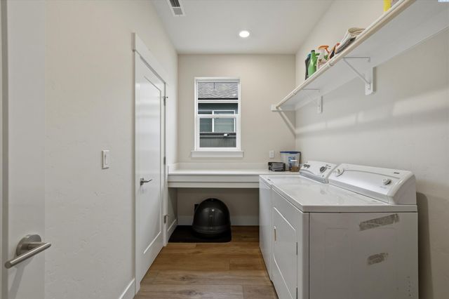 2859 Centerline Ave, Richland, WA 99354