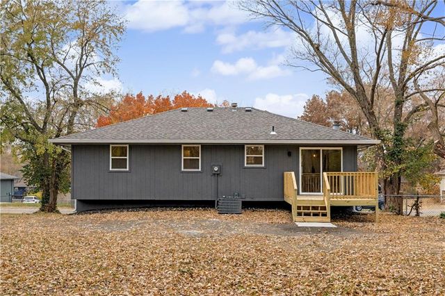 11119 N Harrison Street, Kansas City, MO 64155