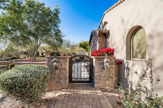 8871 E LOST GOLD Circle, Gold Canyon, AZ 85118