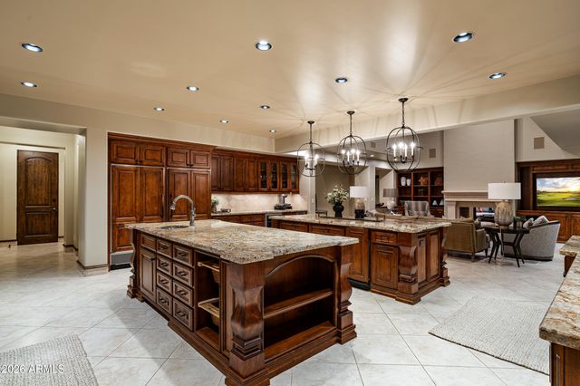 8871 E LOST GOLD Circle, Gold Canyon, AZ 85118