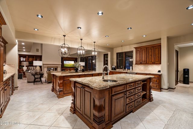 8871 E LOST GOLD Circle, Gold Canyon, AZ 85118