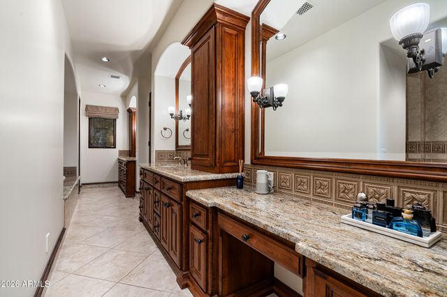 8871 E LOST GOLD Circle, Gold Canyon, AZ 85118