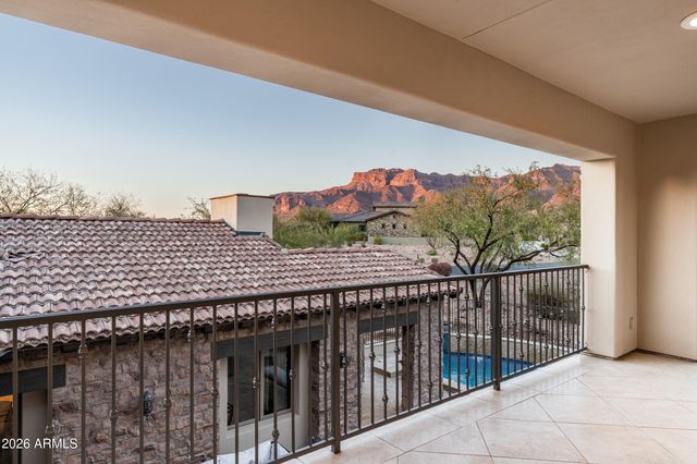 8871 E LOST GOLD Circle, Gold Canyon, AZ 85118