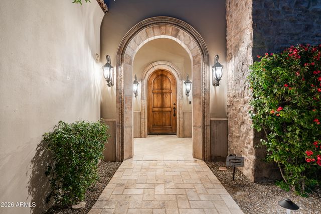 8871 E LOST GOLD Circle, Gold Canyon, AZ 85118