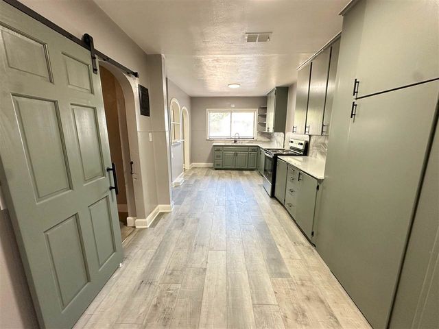 1601 SW A Ave, Lawton, OK 73501