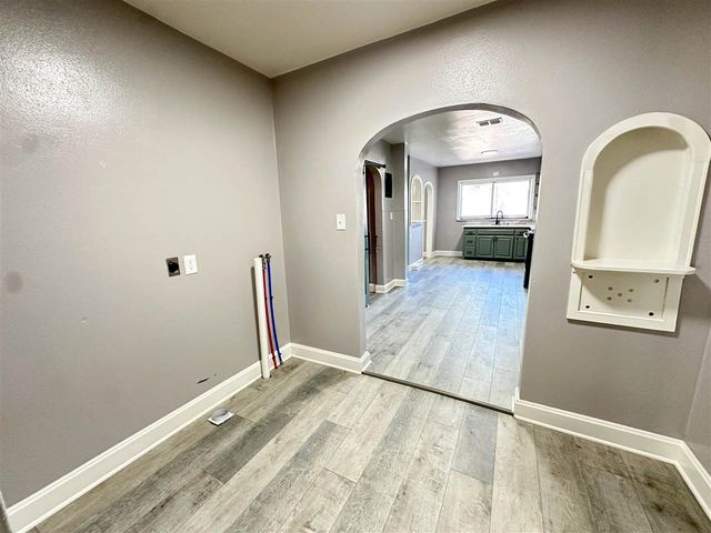 1601 SW A Ave, Lawton, OK 73501