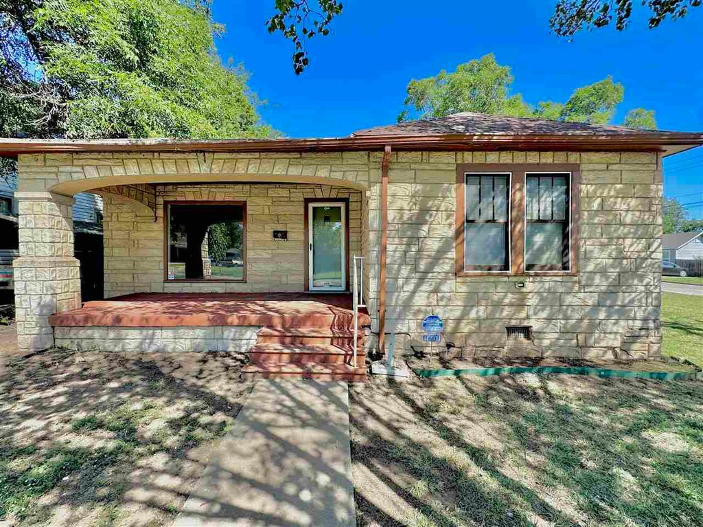 1601 SW A Ave, Lawton, OK 73501