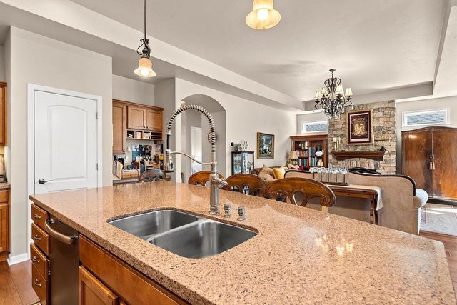 3670 PONDS EDGE COURT, De Pere, WI 54115