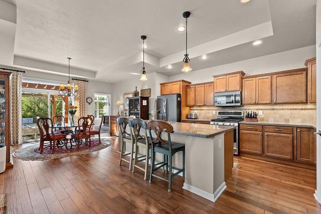3670 PONDS EDGE COURT, De Pere, WI 54115