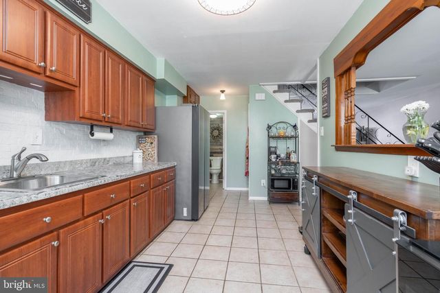 3830 SALINA RD, Philadelphia, PA 19154