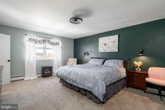 3830 SALINA RD, Philadelphia, PA 19154