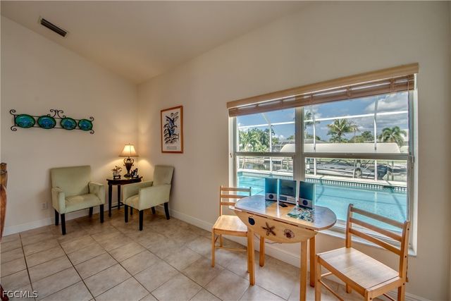 5244 Willow CT, Cape Coral, FL 33904