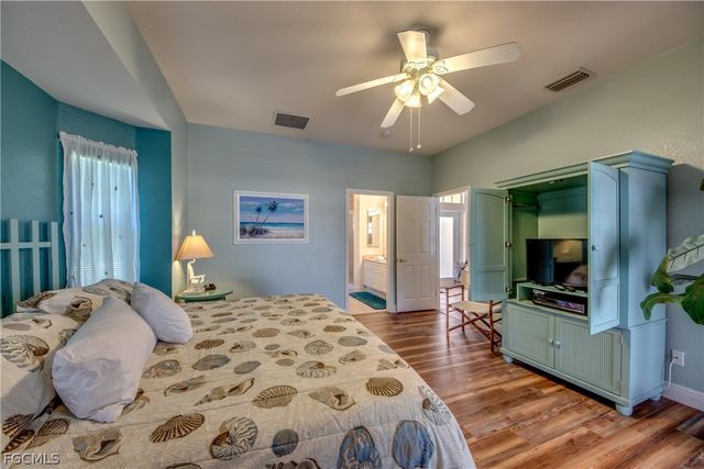 5244 Willow CT, Cape Coral, FL 33904