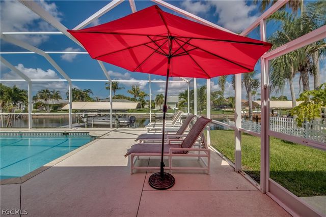 5244 Willow CT, Cape Coral, FL 33904