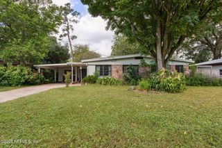 2504 IRONWOOD Drive, Jacksonville, FL 32216