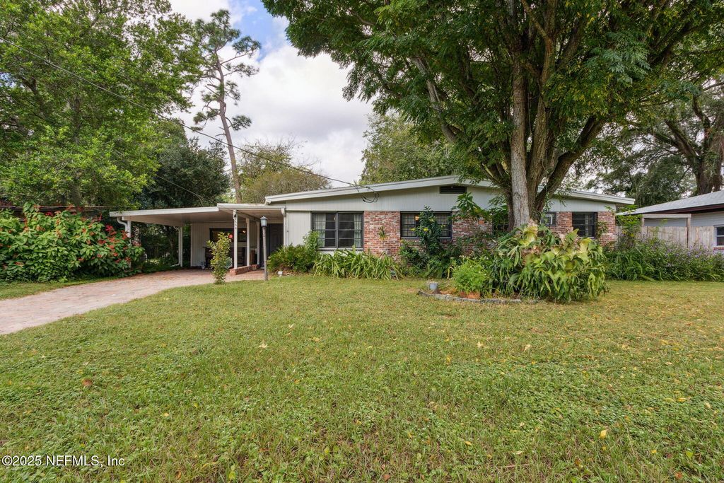 2504 IRONWOOD Drive, Jacksonville, FL 32216