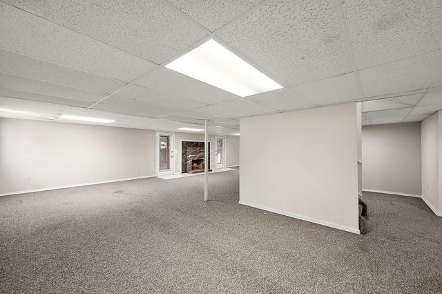 28849 Hearthstone Drive, Novi, MI 48377