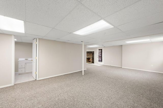 28849 Hearthstone Drive, Novi, MI 48377