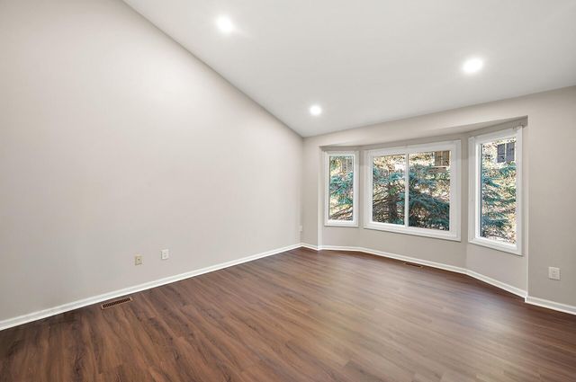 28849 Hearthstone Drive, Novi, MI 48377