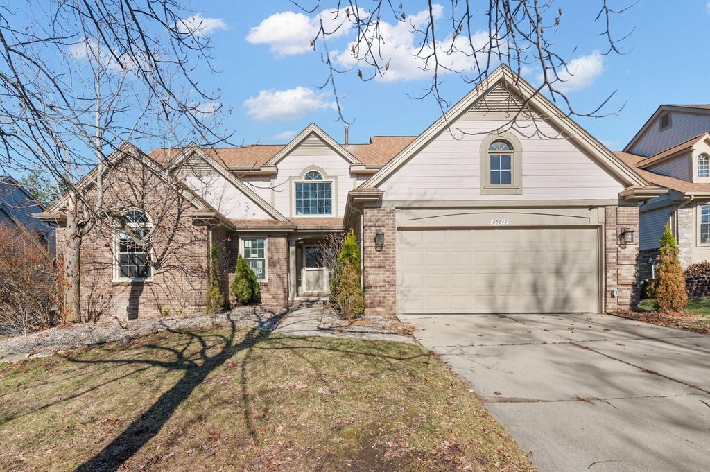28849 Hearthstone Drive, Novi, MI 48377