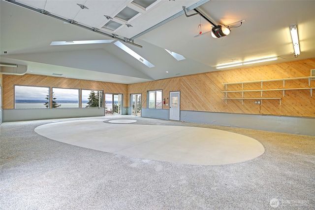 505 Green Island Way, Camano Island, WA 98282