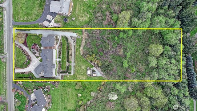 505 Green Island Way, Camano Island, WA 98282