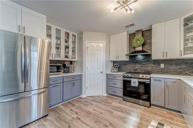 803 Riverside Drive NW, Calhoun, GA 30701