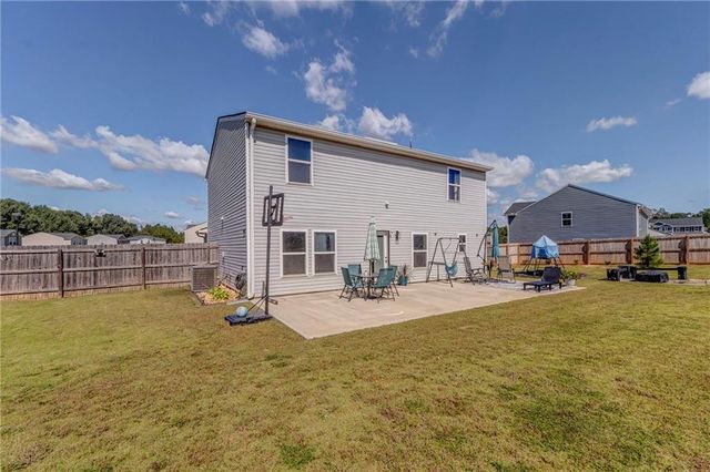 803 Riverside Drive NW, Calhoun, GA 30701