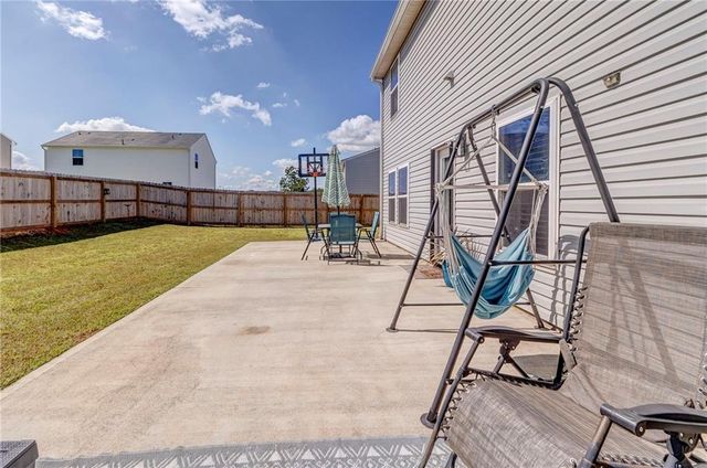 803 Riverside Drive NW, Calhoun, GA 30701