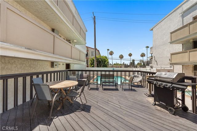 3565 Linden Avenue 141, Long Beach, CA 90807