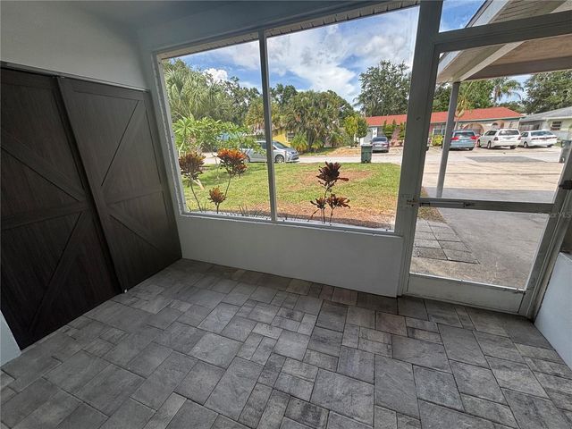 674 HERITAGE LANE A, Largo, FL 33770